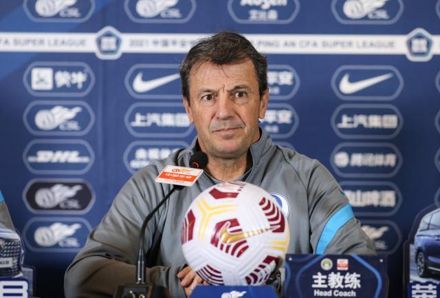 大连人希望以昂扬姿态进入2022 何塞：比赛有信心